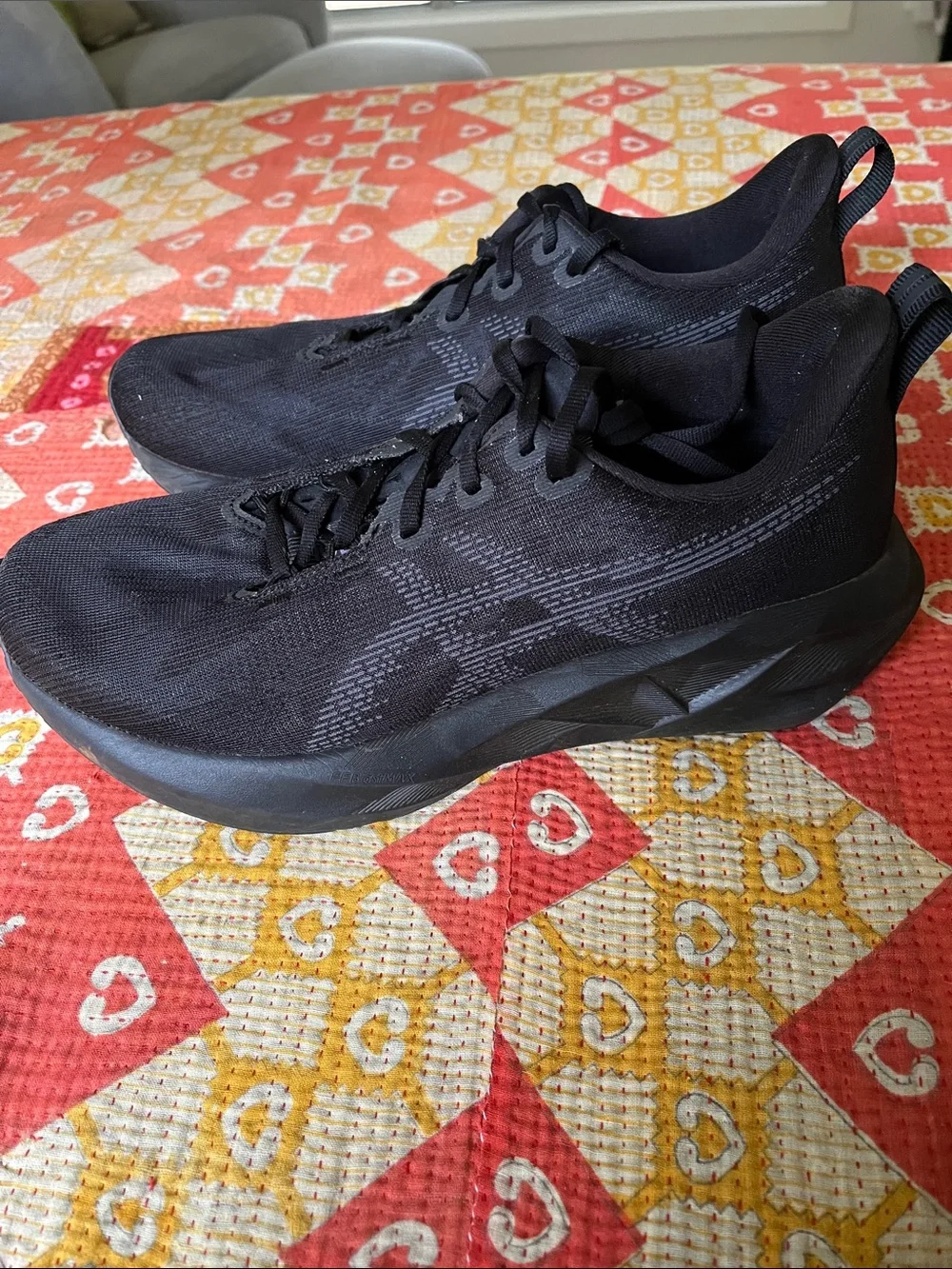 Asics Novablast 5 Mens 8.5